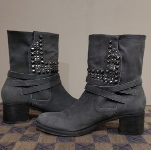 Vince Camuto boots